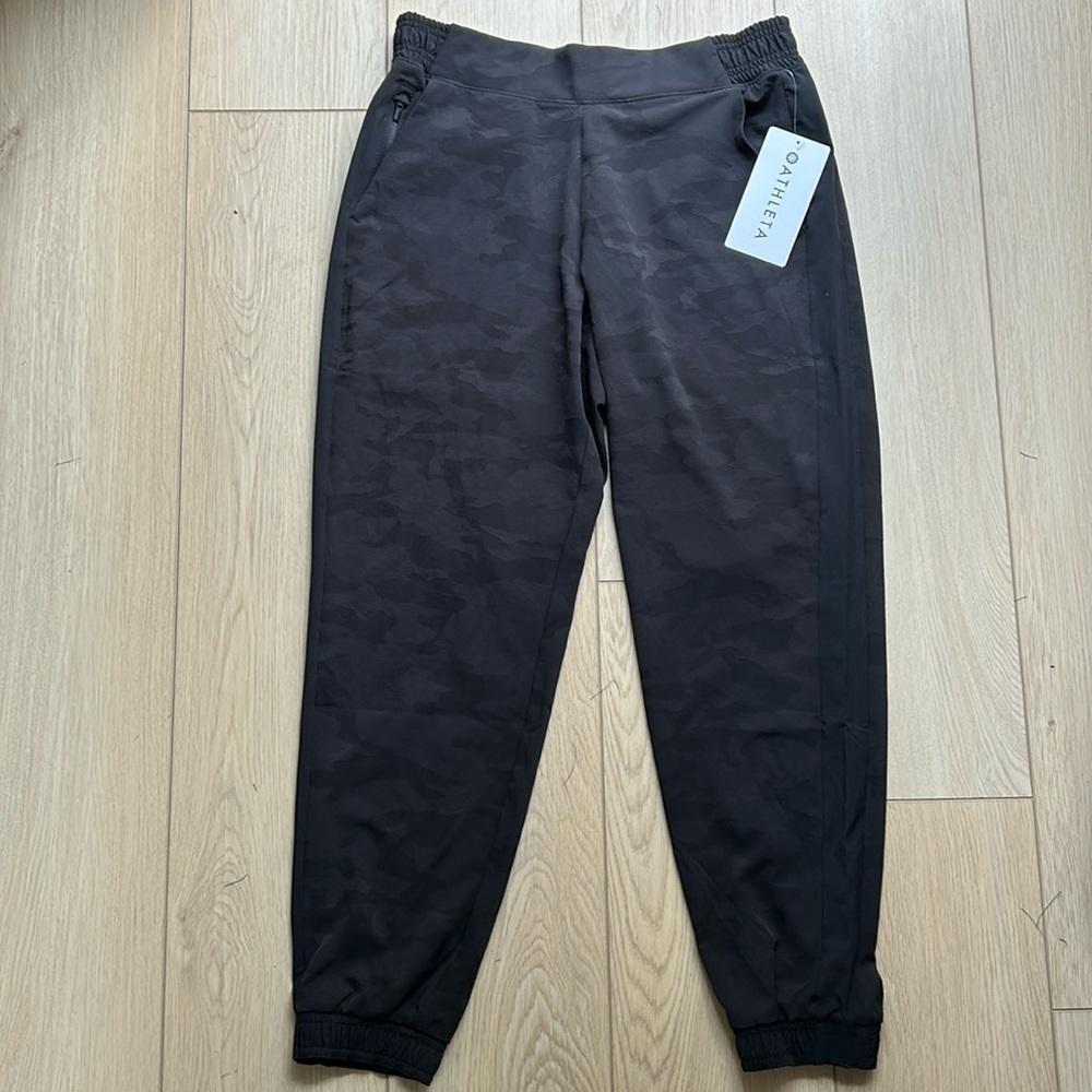 Athleta Brooklyn Textured Jogger - NWT